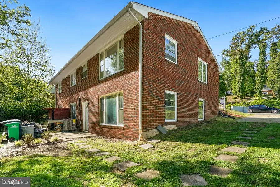 309 Cedar Ridge Dr, Oxon Hill, MD 20745 - #2