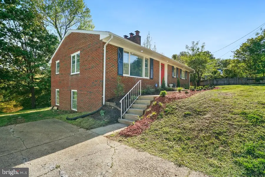 309 Cedar Ridge Dr, Oxon Hill, MD 20745 - #3