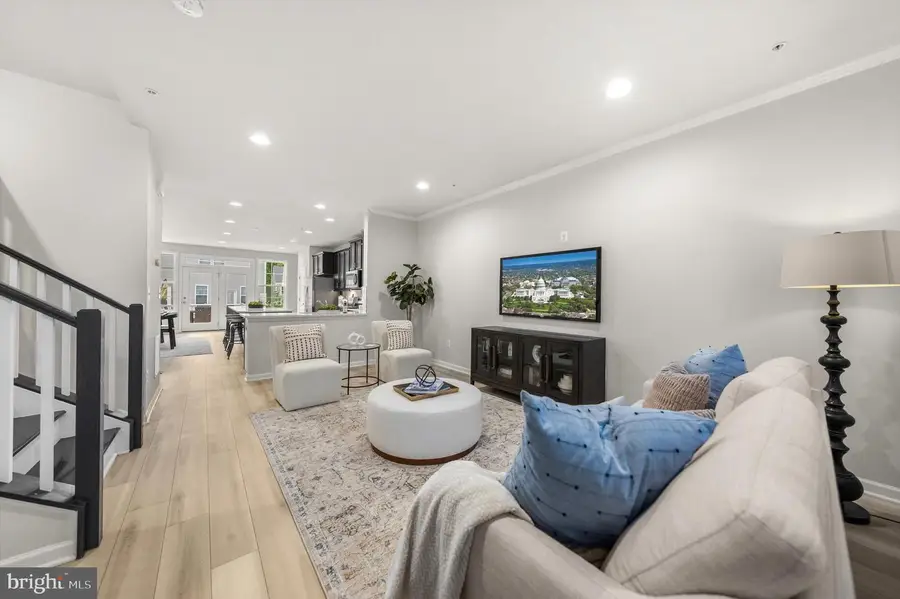 1041 Flester Ln, Laurel, MD 20707 - #2