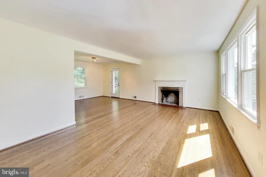3205 Crest Ave, Cheverly, MD 20785 - #3