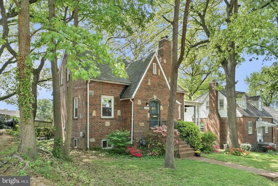 5409 Tilden Rd, Bladensburg, MD 20710 - #3