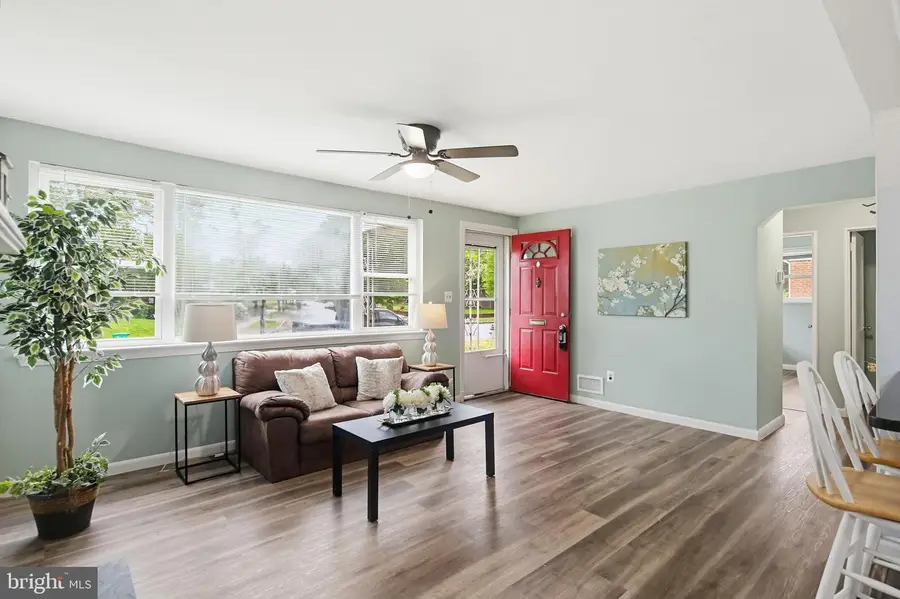 1906 Merrimac Dr, Hyattsville, MD 20783 - #2