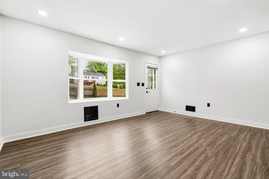 9529 Temple Hill Rd, Clinton, MD 20735 - #3