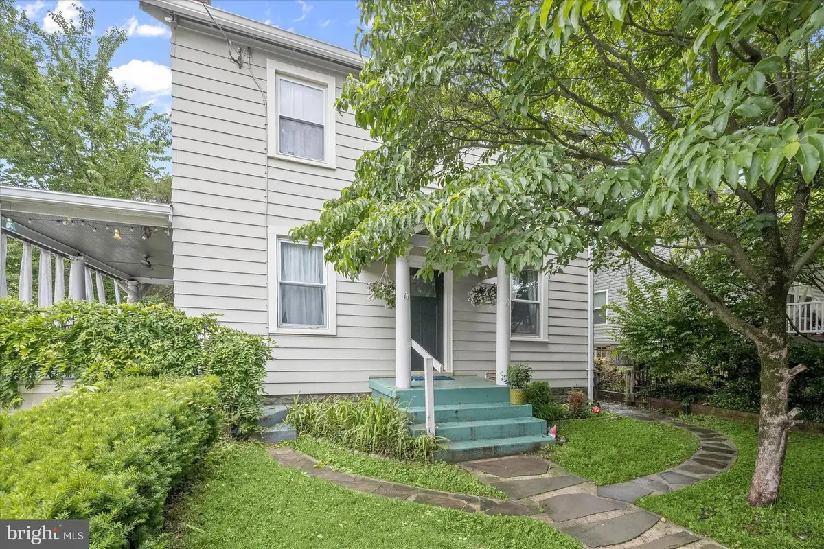 4010 Ingraham St, Hyattsville, MD 20781 - #1
