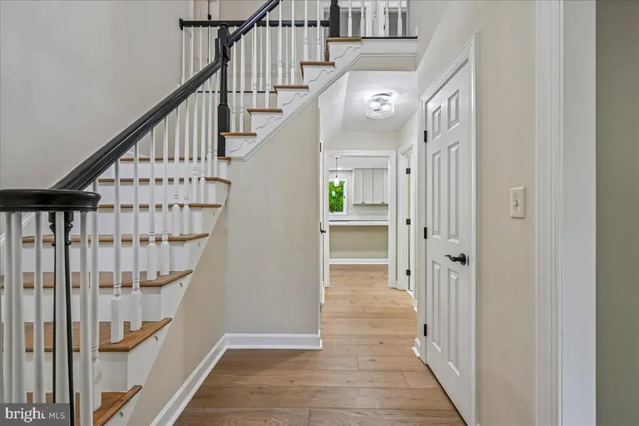 10611 Foxlake Dr, Bowie, MD 20721 - #2