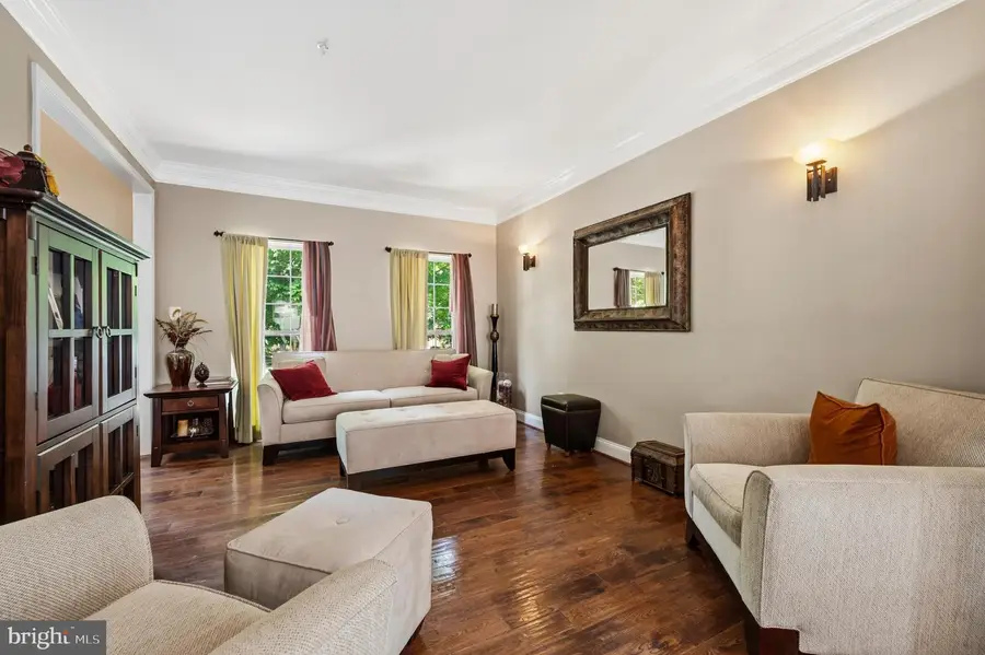 12104 Guinevere Pl, Glenn Dale, MD 20769 - #3