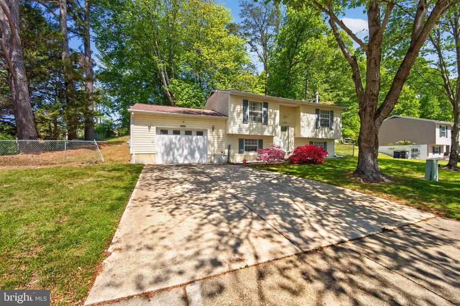 10702 Hollaway Dr, Upper Marlboro, MD 20772 - #2