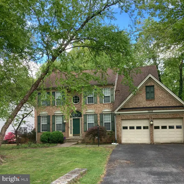 7303 Quantum Leap Ln, BOWIE, MD 20720