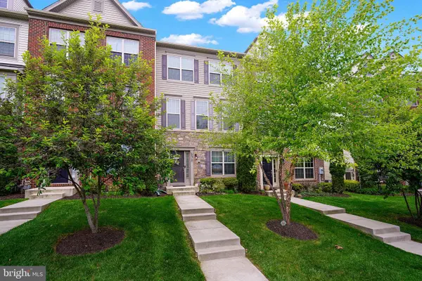 9317 Geaton Park Pl, LANHAM, MD 20706