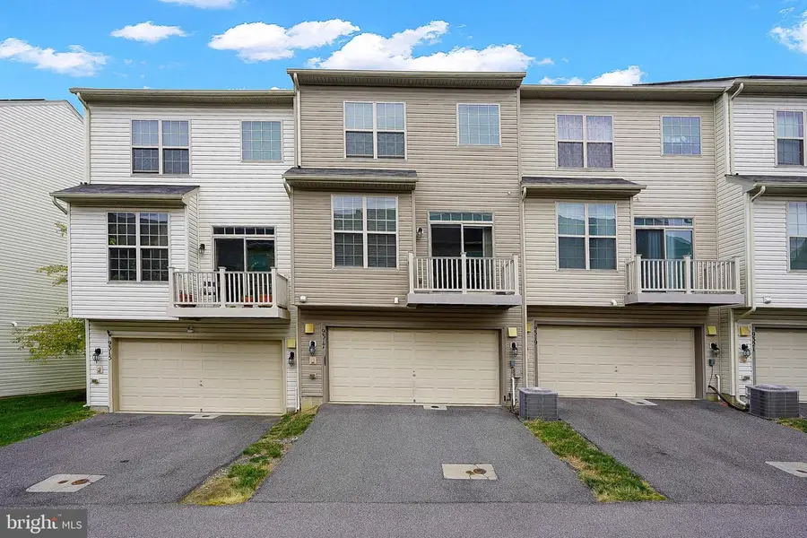 9317 Geaton Park Pl, Lanham, MD 20706 - #3