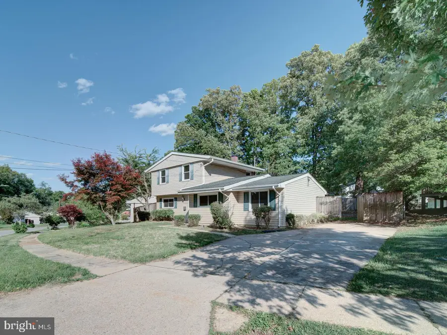 9303 Kimbark Ave, Lanham, MD 20706 - #2
