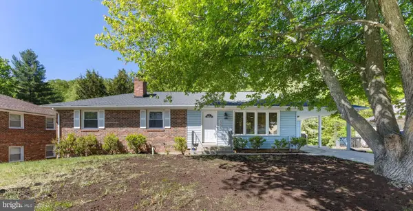 205 Weymouth St, UPPER MARLBORO, MD 20774