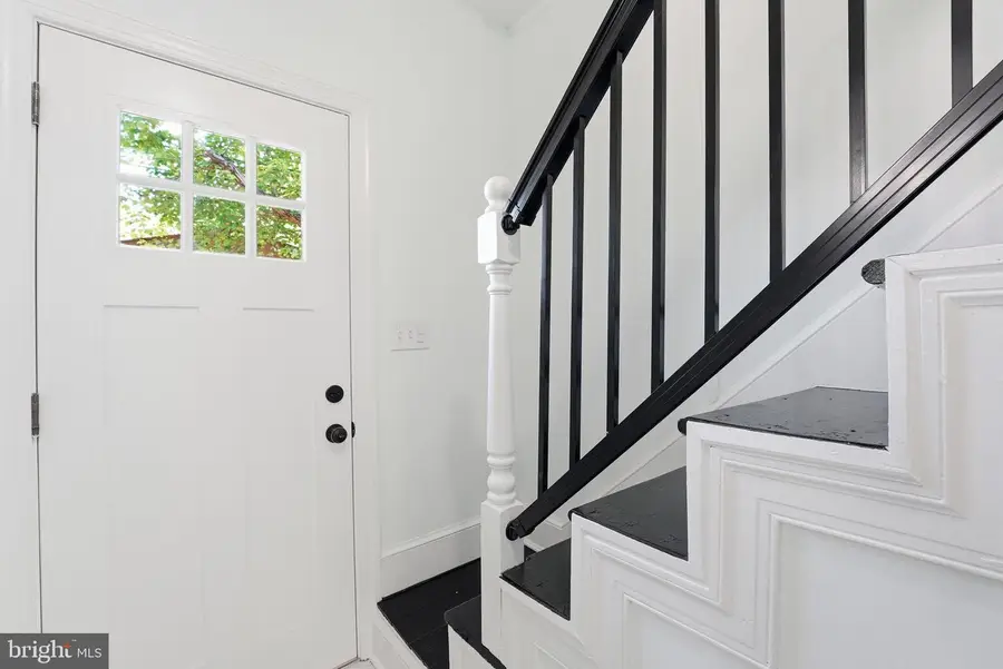5715 Tennyson St, Riverdale, MD 20737 - #2