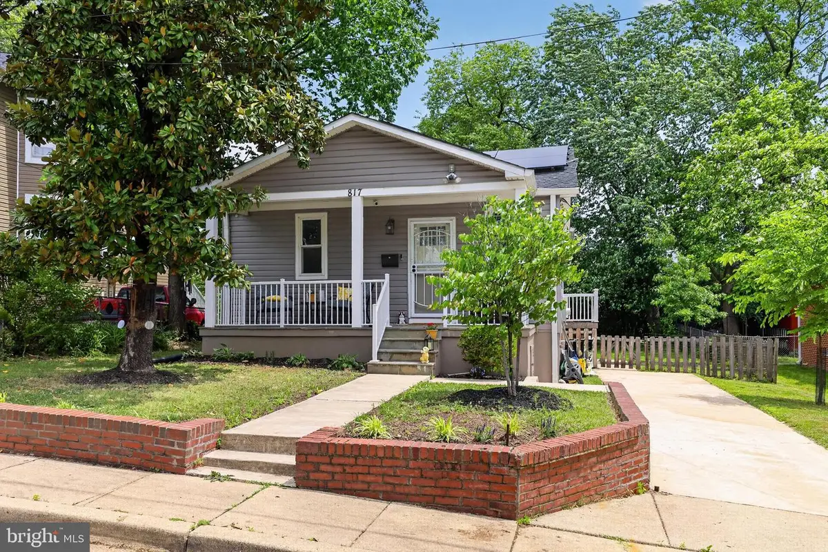 817 57th Pl, Fairmount Heights, MD 20743 - #1