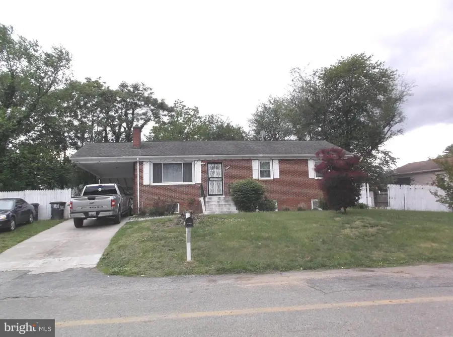 5801 Delta Ln, Suitland, MD 20746 - #2