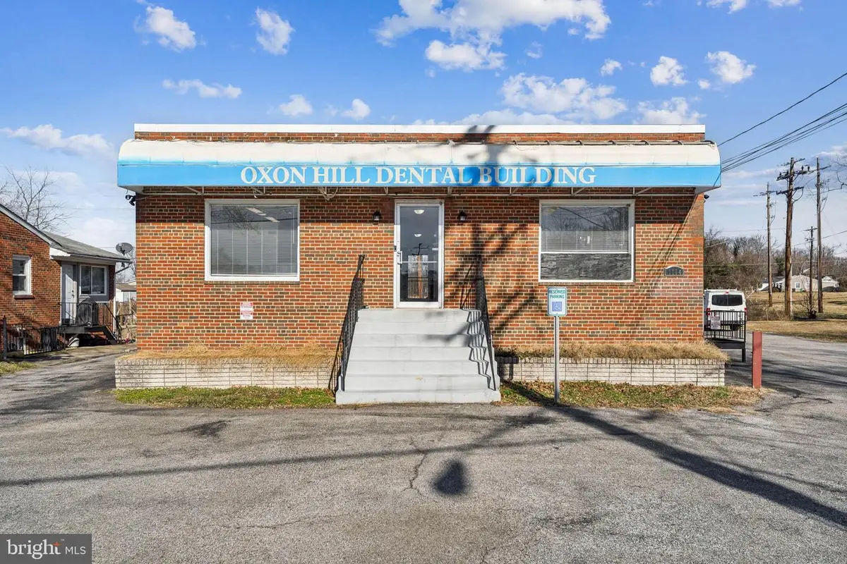 1004 White Oak Dr, Oxon Hill, MD 20745 - #1