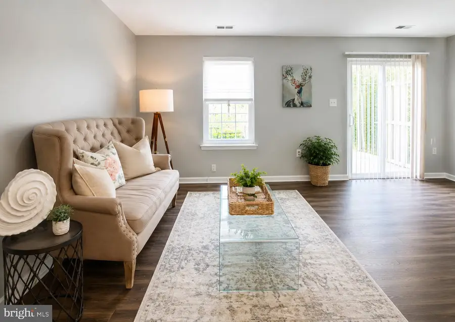 1756 Forest Park Dr, District Heights, MD 20747 - #2