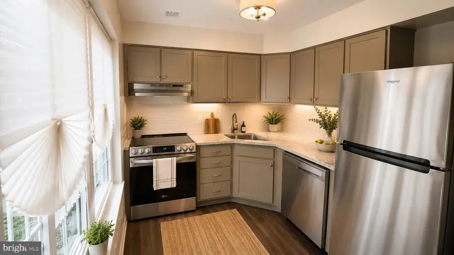 1756 Forest Park Dr, District Heights, MD 20747 - #3