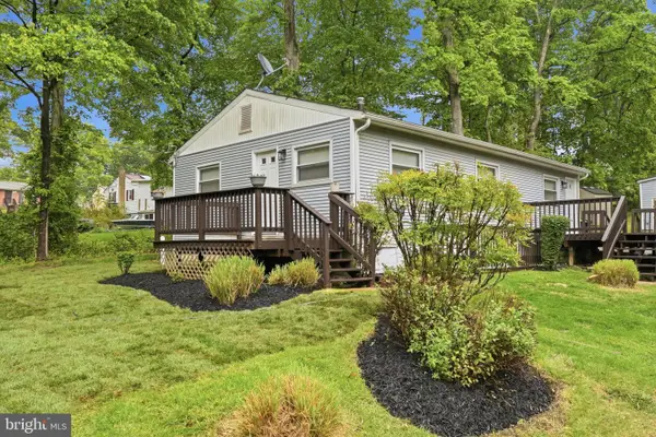 8402 Sleepy Hollow Rd, FORT WASHINGTON, MD 20744