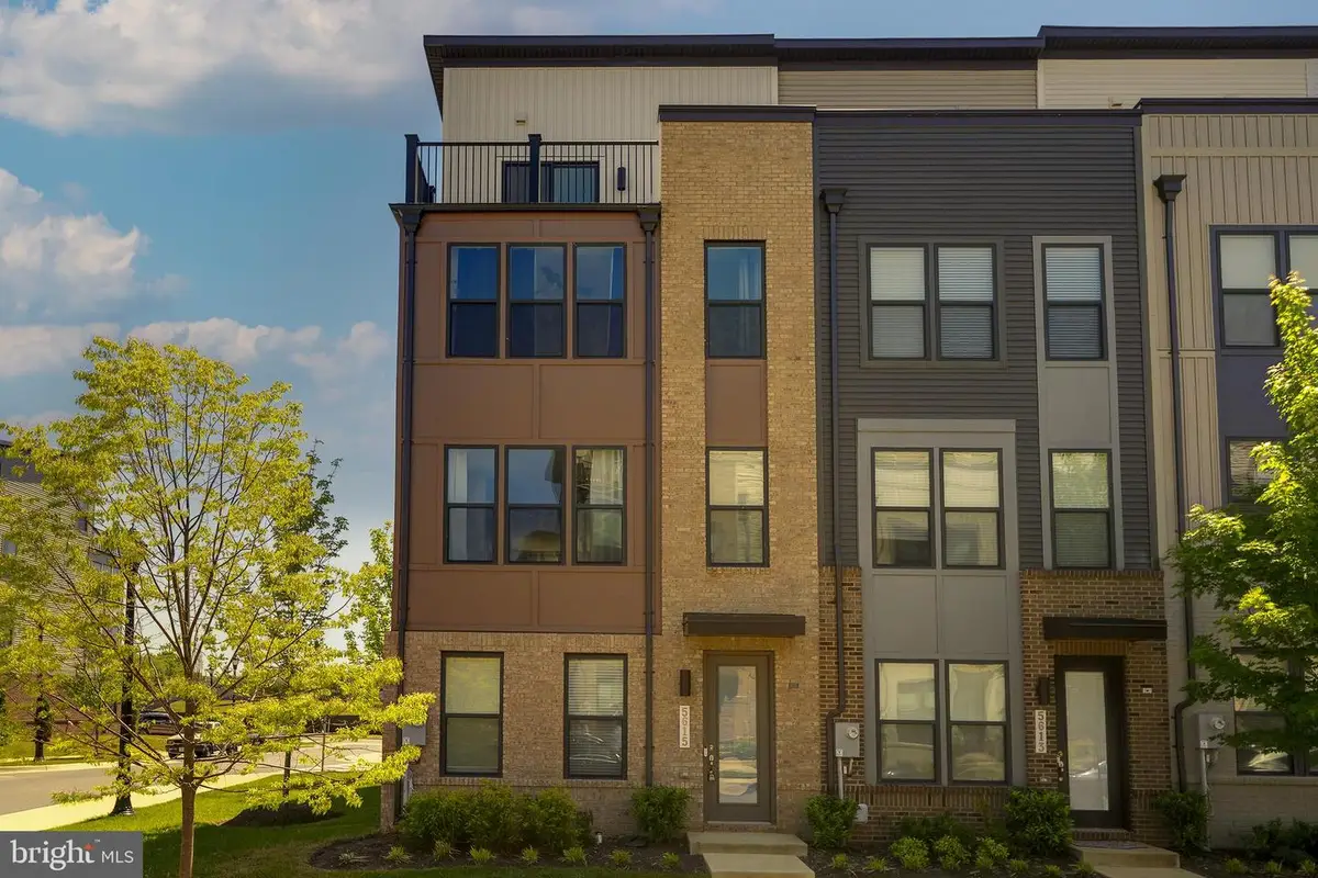 5615 Alpha Ridge Ave, Hyattsville, MD 20782 - #1
