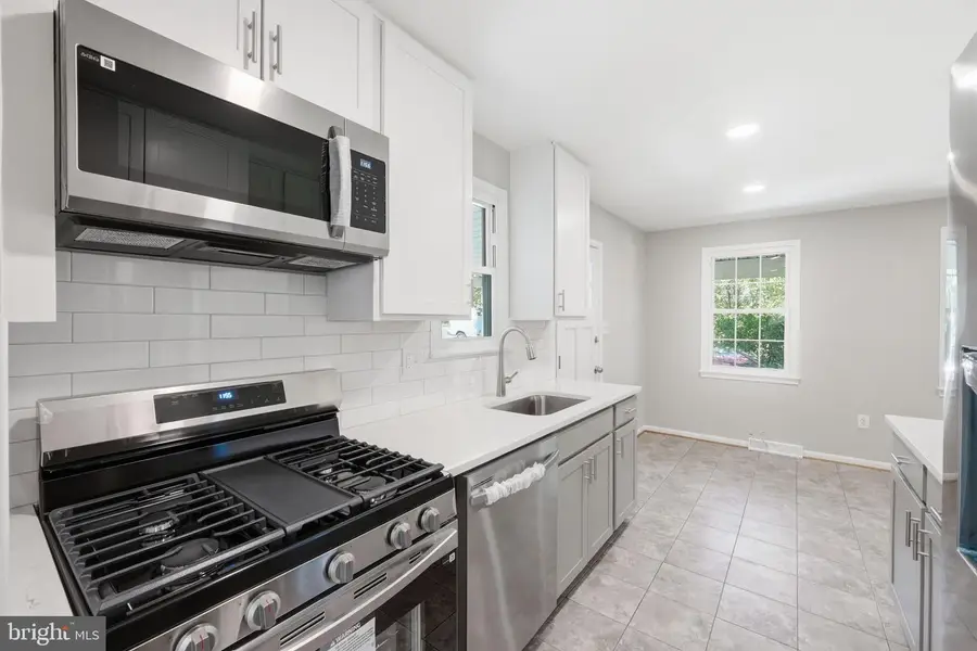 2621 Lackawanna St, Hyattsville, MD 20783 - #3