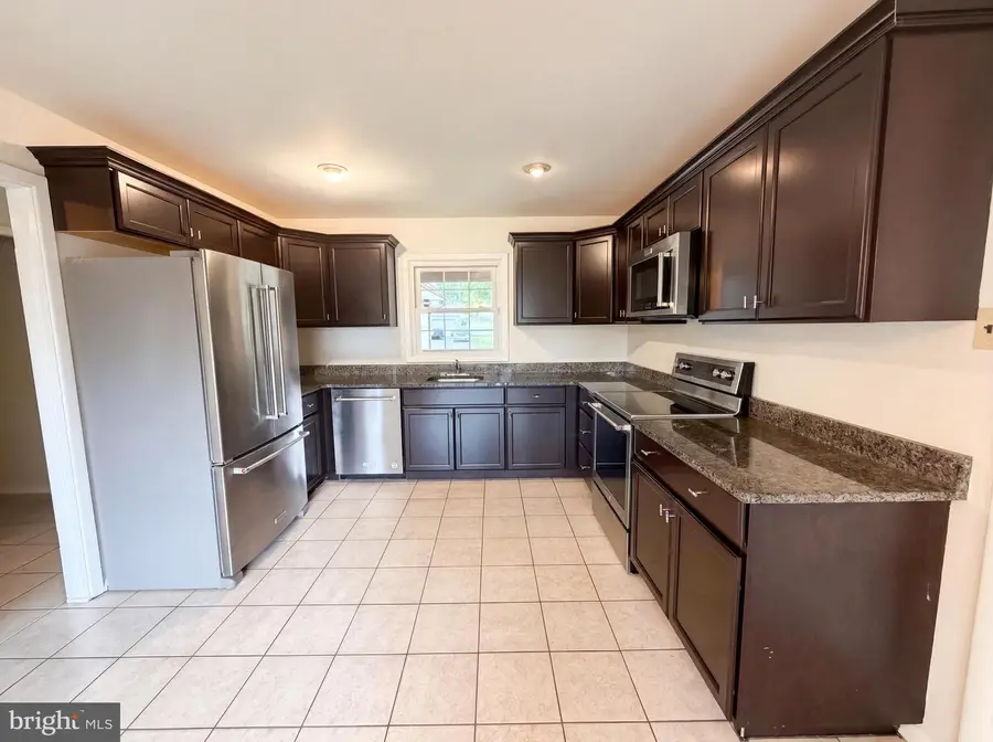 3519 Madonna Ln, Bowie, MD 20715 - #2