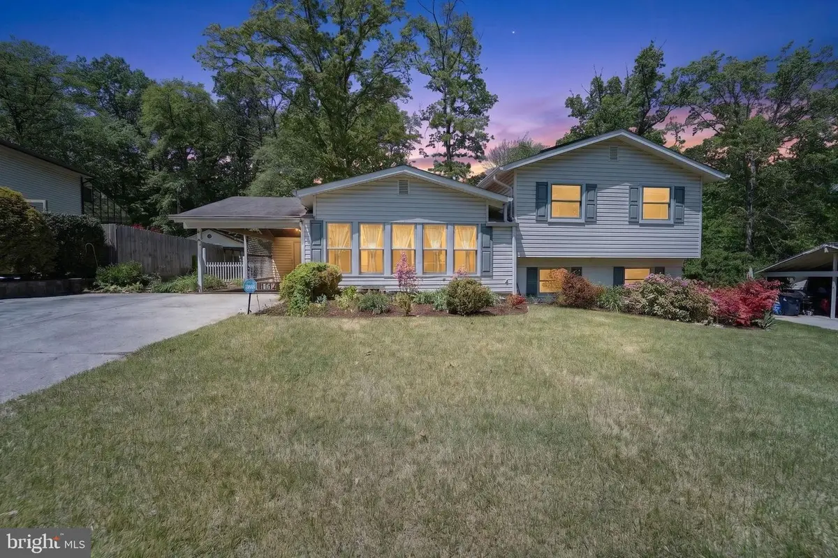 7012 Redmiles Rd, Laurel, MD 20707 - #1