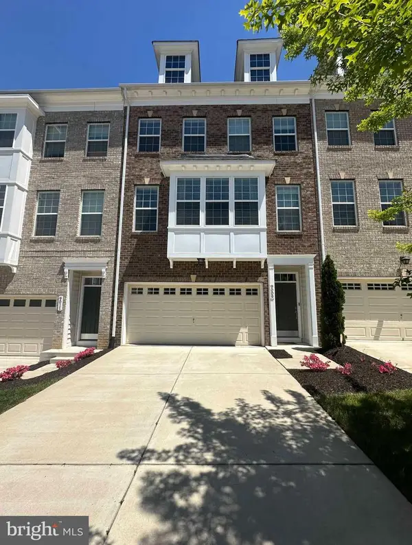9009 Village Springs Dr, UPPER MARLBORO, MD 20772