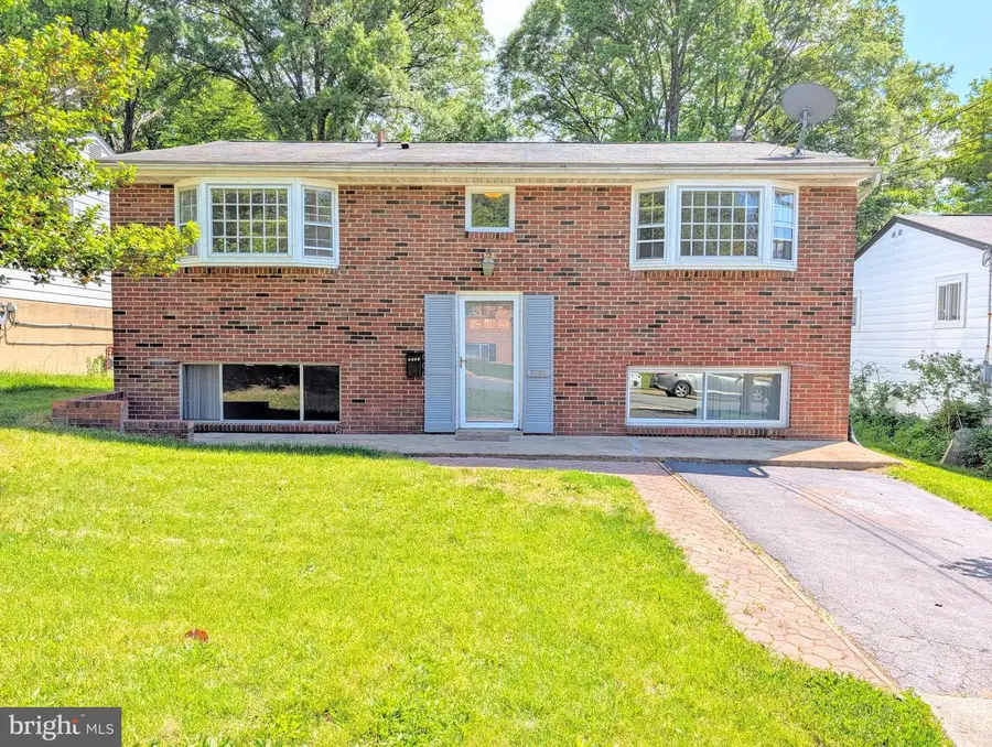 5725 Nevada St, College Park, MD 20740 - #2