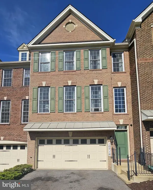 10716 Flying Change Ct, UPPER MARLBORO, MD 20772