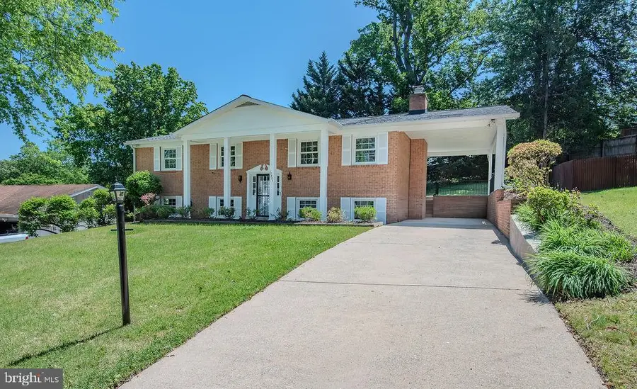 12804 Peace Dr, Fort Washington, MD 20744 - #2