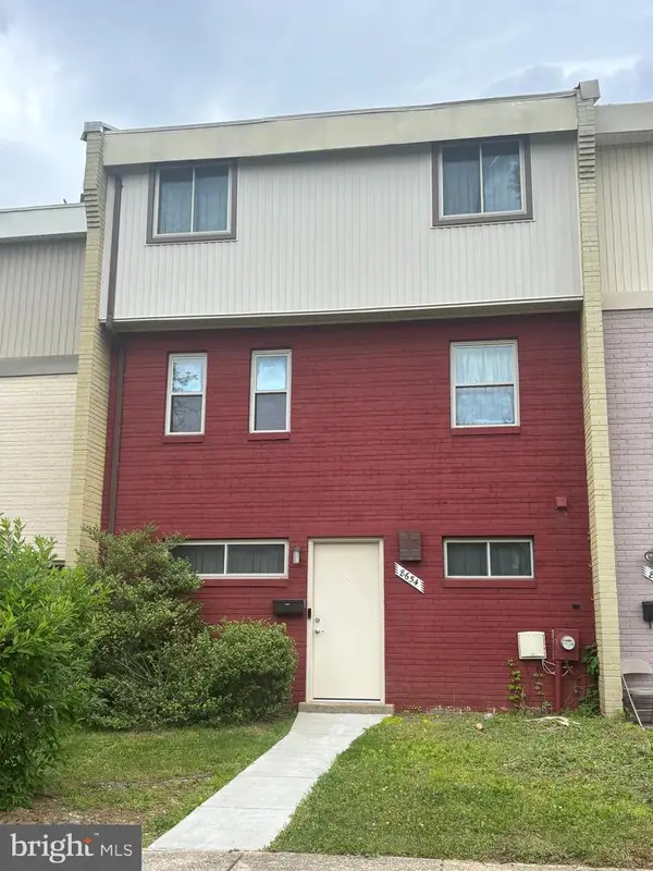 8654 Brae Brooke Dr, LANHAM, MD 20706