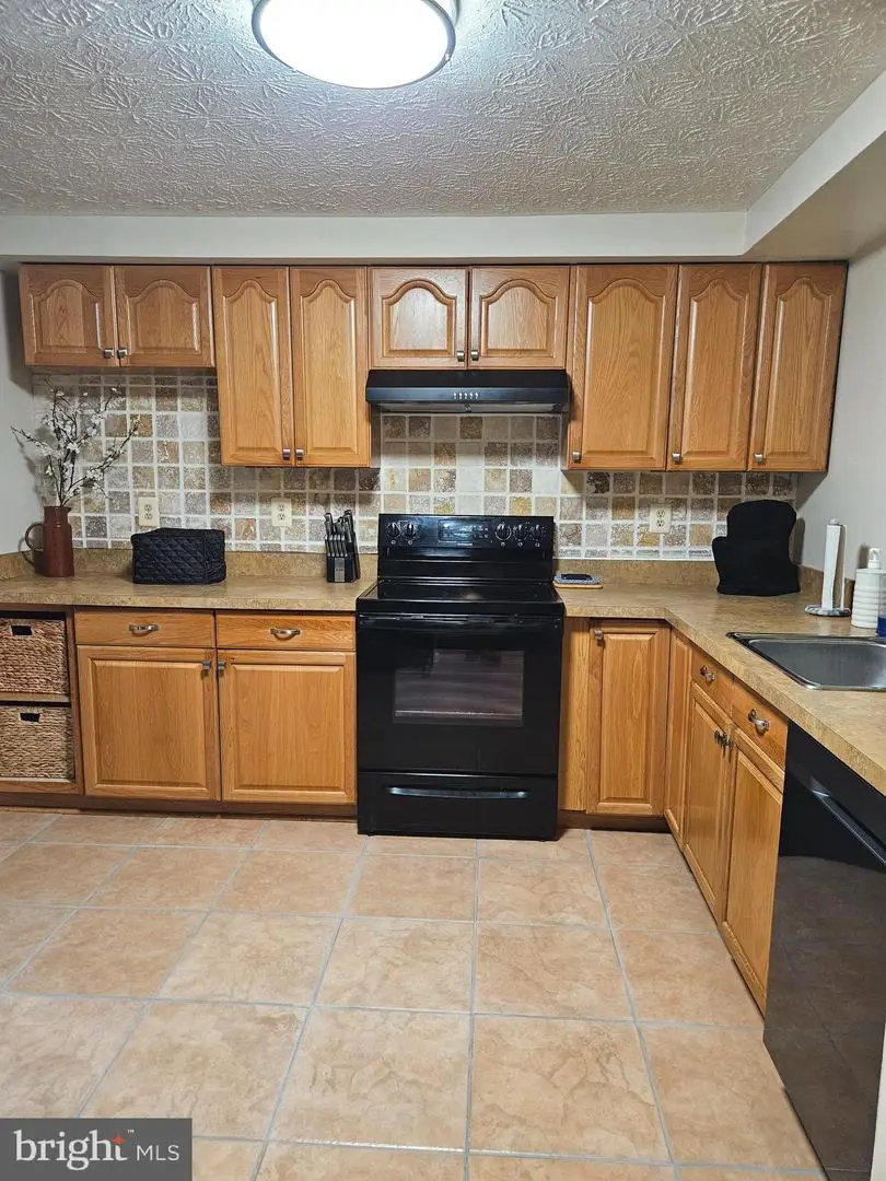 15533 N Oak Ct, Bowie, MD 20716 - #3