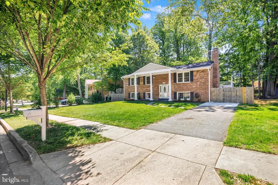 5807 Parkway Dr, Laurel, MD 20707 - #2