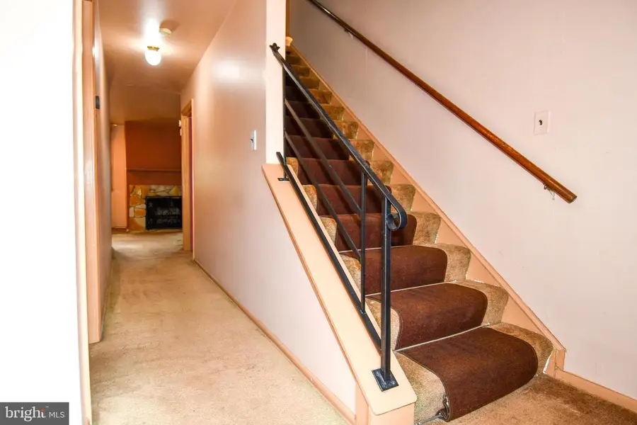 7445 Calder Dr, Capitol Heights, MD 20743 - #3