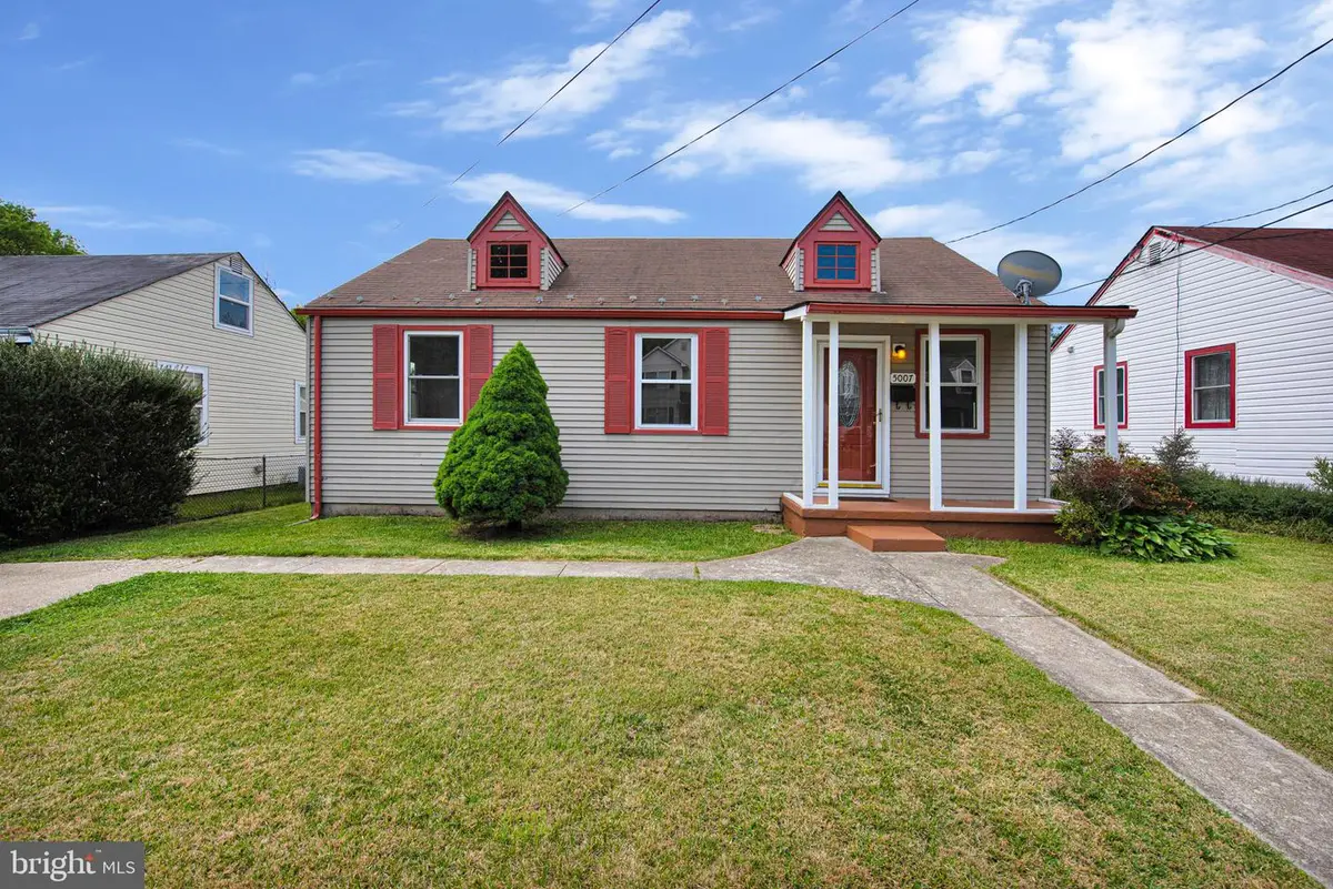 5007 Somerset Rd, Riverdale, MD 20737 - #1