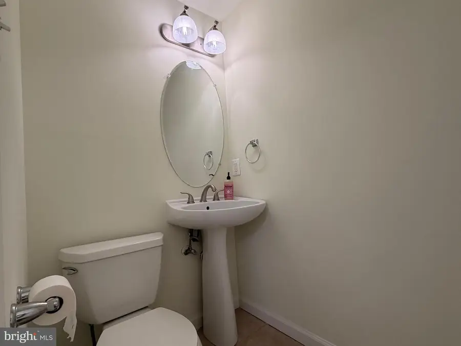 6438 Whitwell Ct, Fort Washington, MD 20744 - #2