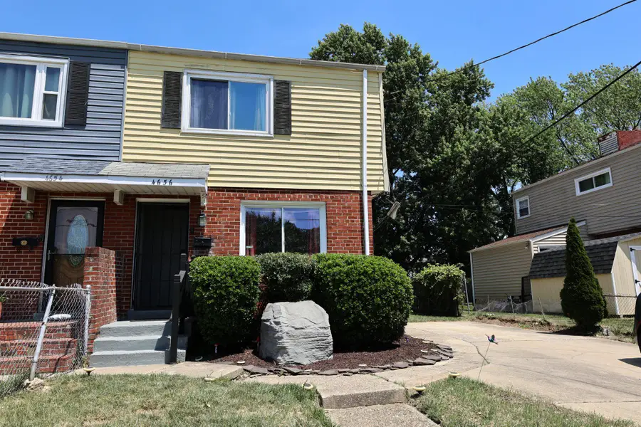 4656 Kendrick Rd, Suitland, MD 20746 - #2
