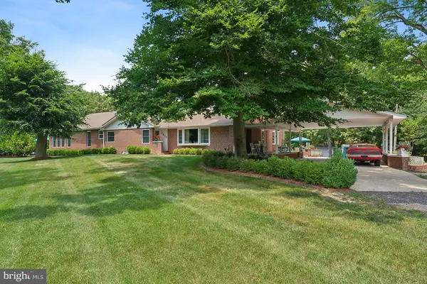 1211 Pine Ln, ACCOKEEK, MD 20607