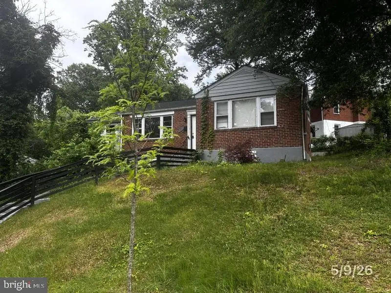 5506 Shawnee Dr, Oxon Hill, MD 20745 - #1