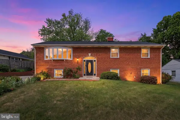33 Bannington Dr, UPPER MARLBORO, MD 20774