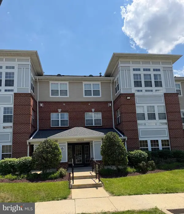 13220 Fox Bow Dr #104, UPPER MARLBORO, MD 20774