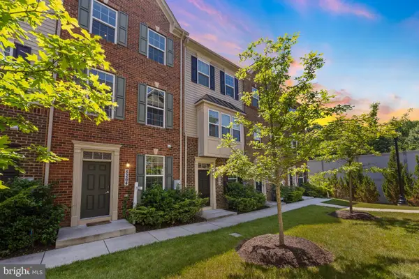 8264 Miner St, GREENBELT, MD 20770