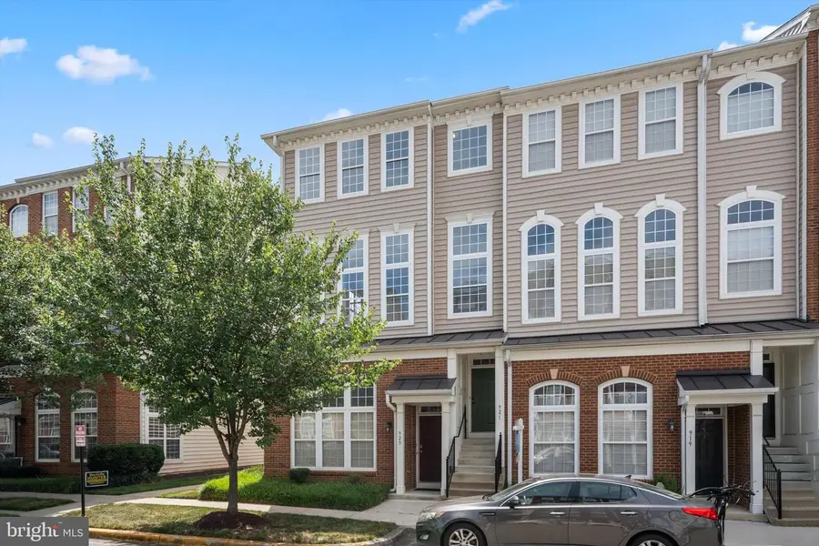 921 Pine Forest Ln, Upper Marlboro, MD 20774 - #2