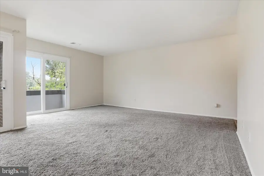 10214 Prince Pl #8-202, Upper Marlboro, MD 20774 - #2