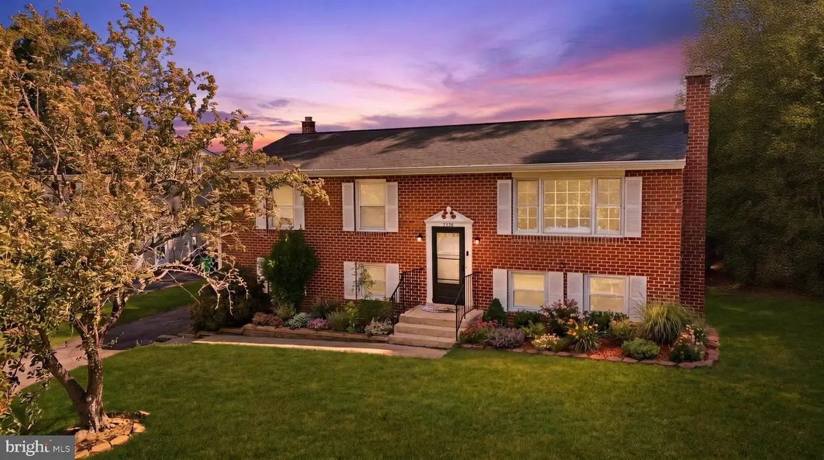 5210 W Boniwood Turn, Clinton, MD 20735 - #1