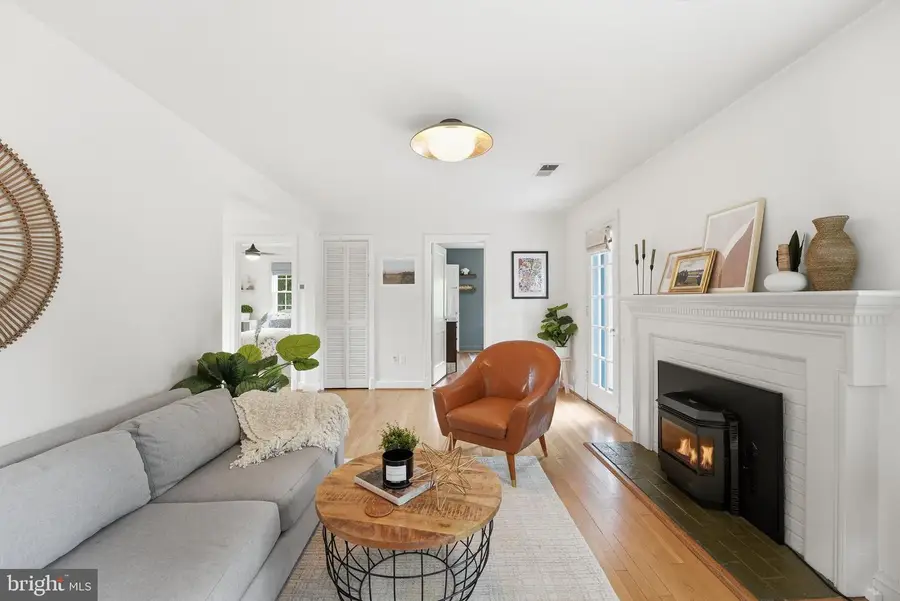 5014 Hollywood Rd, College Park, MD 20740 - #2