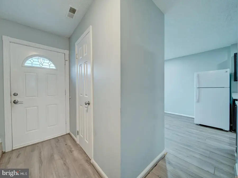 2048 N Anvil Ln, Temple Hills, MD 20748 - #3