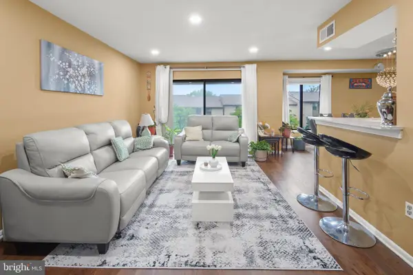 6946 Hanover Pkwy #301, GREENBELT, MD 20770