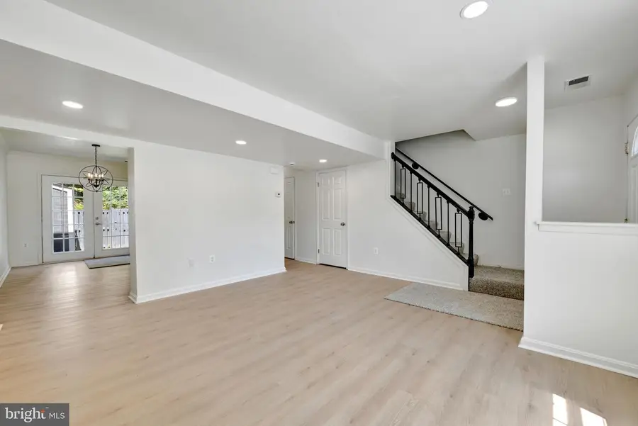 3122 Brinkley Station Dr, Temple Hills, MD 20748 - #2